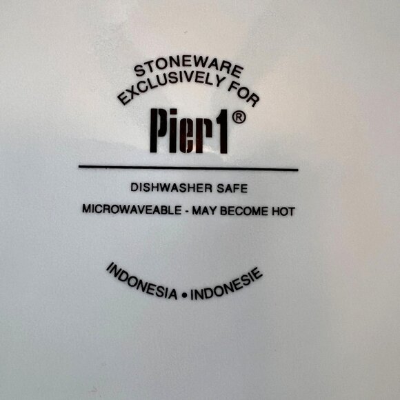 Set Of 4 Pier 1 Bird & Floral Red/White Stoneware Salad Plates Boho Excellent UC - Picture 3 of 7